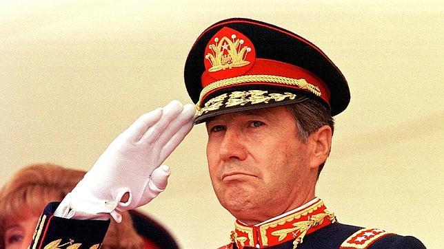 Ricardo Izurieta en una imagen de archivo de 1998